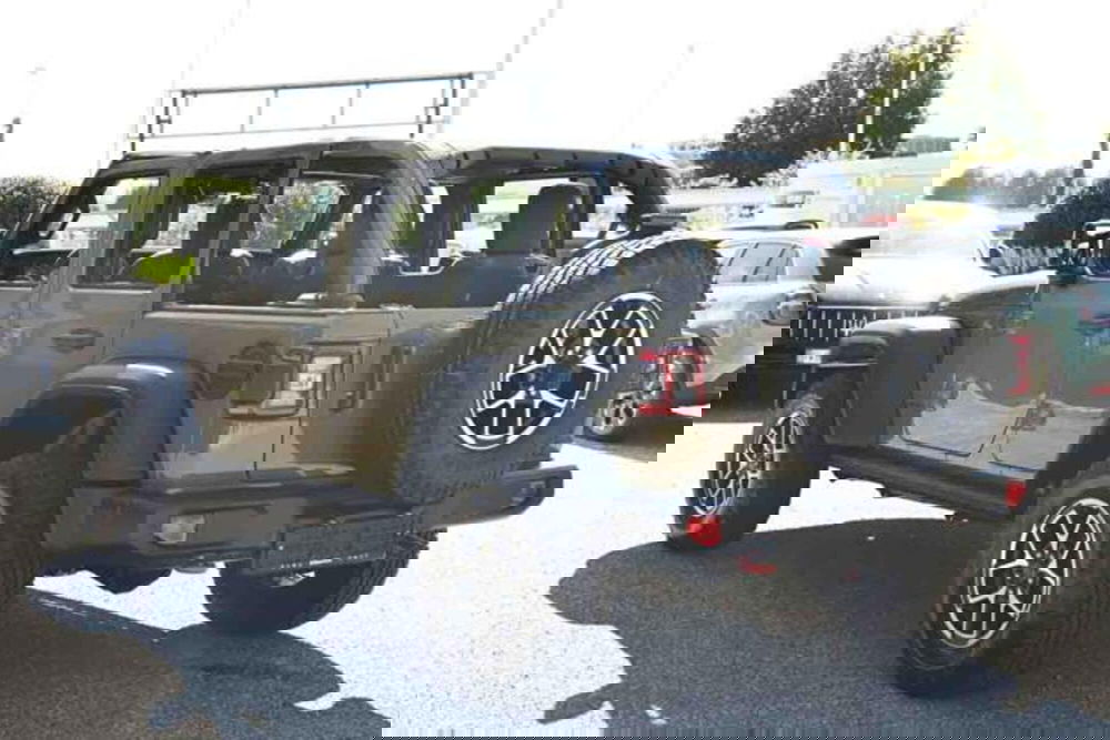 Jeep Wrangler Unlimited nuova a Torino (7)