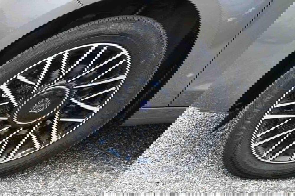 Lancia Ypsilon usata a Torino (10)