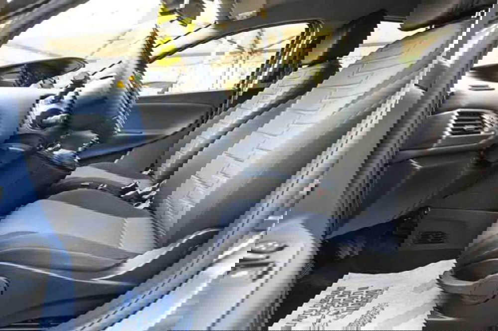 Lancia Ypsilon usata a Torino (13)