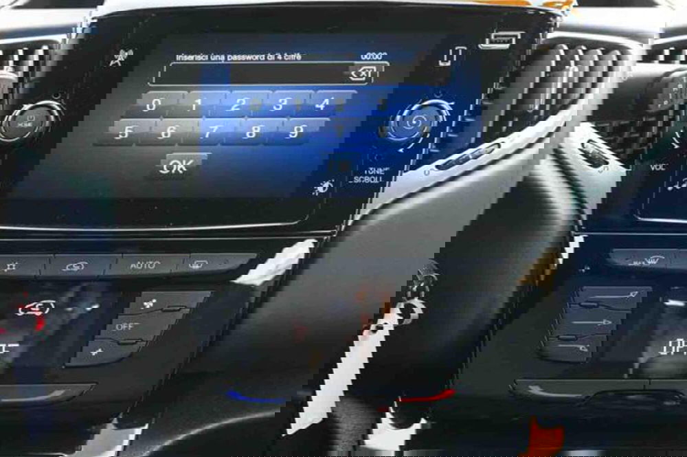 Lancia Ypsilon usata a Torino (19)