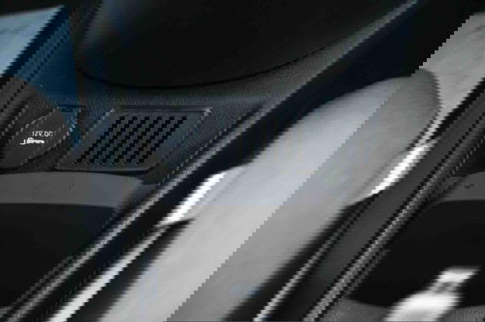 Lancia Ypsilon usata a Torino (20)