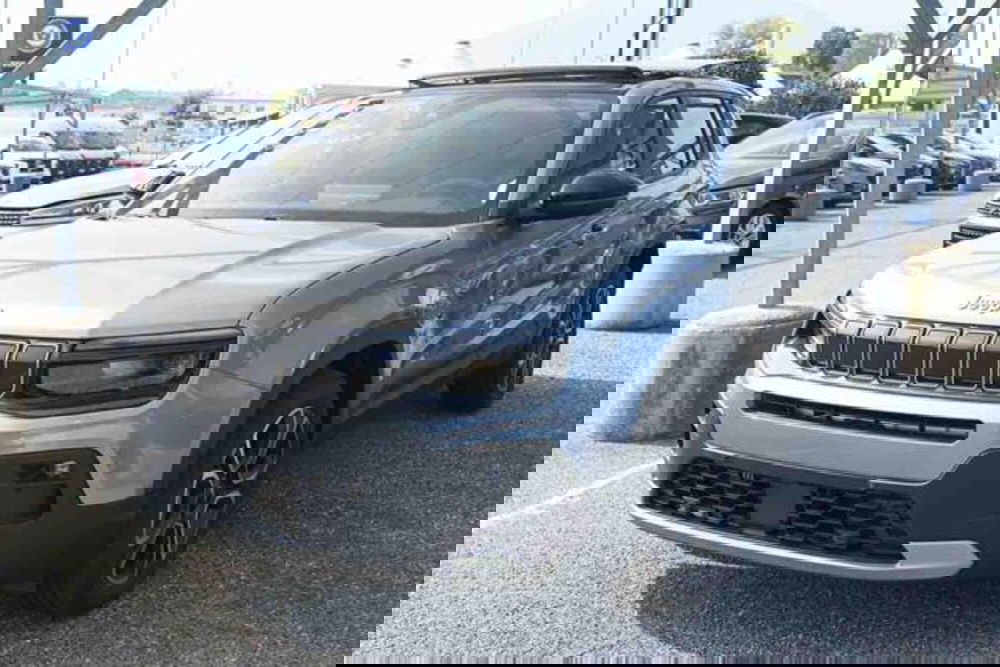 Jeep Avenger nuova a Torino