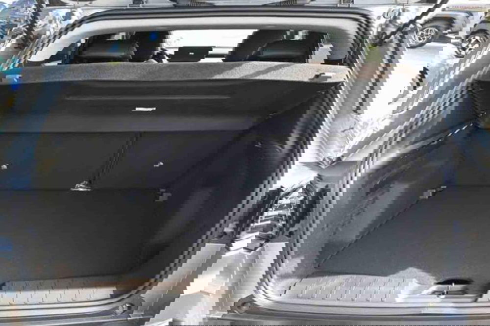 Jeep Avenger nuova a Torino (8)