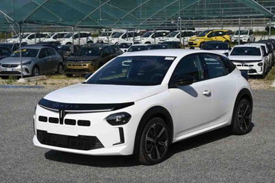 Lancia Ypsilon 1.2 mhev Edizione Cassina e-dct nuova a Pianezza