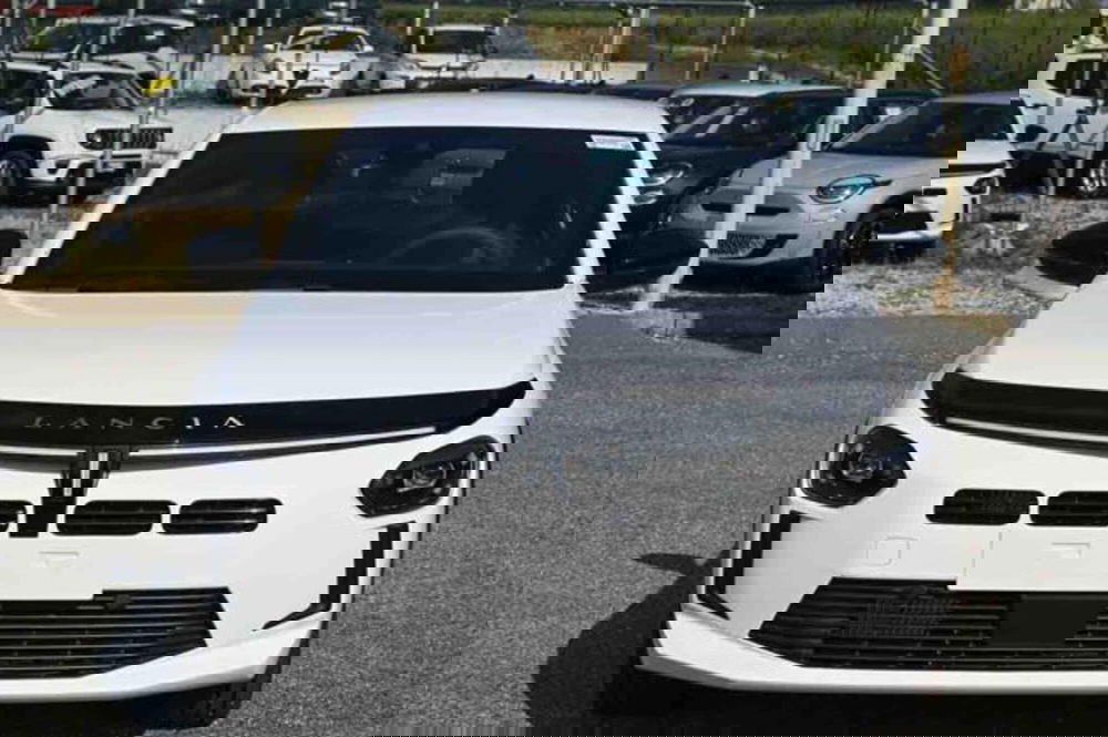 Lancia Ypsilon nuova a Torino (2)