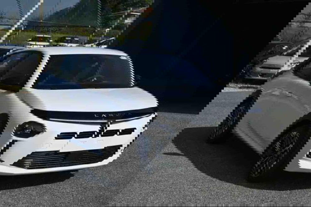 Lancia Ypsilon nuova a Torino (3)