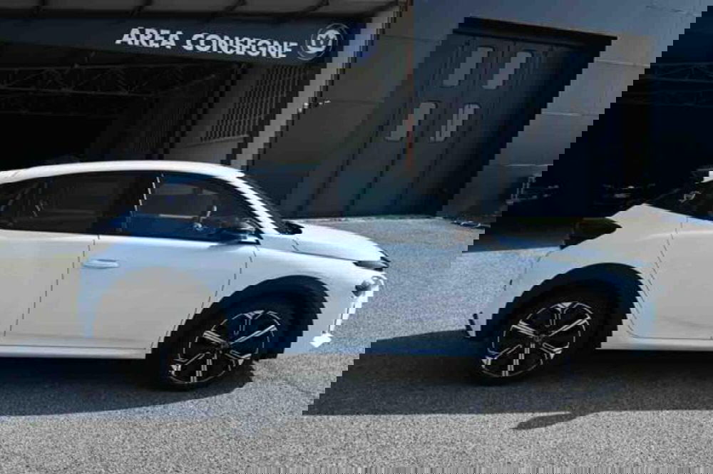 Lancia Ypsilon nuova a Torino (4)