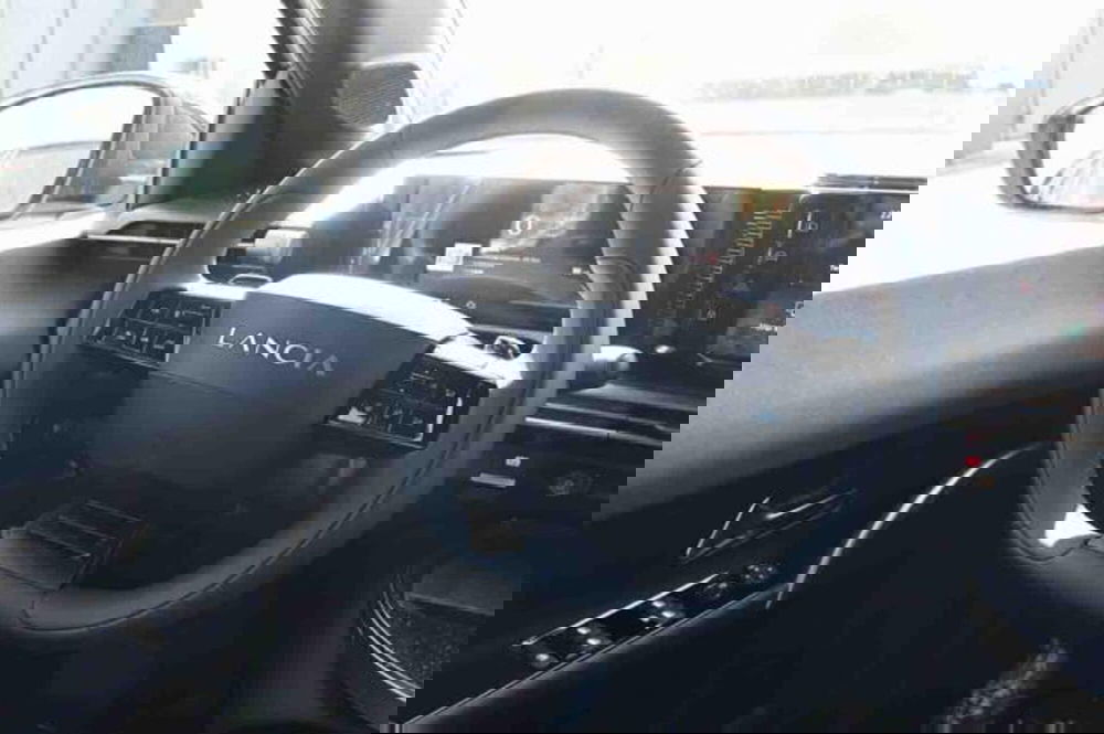 Lancia Ypsilon nuova a Torino (20)