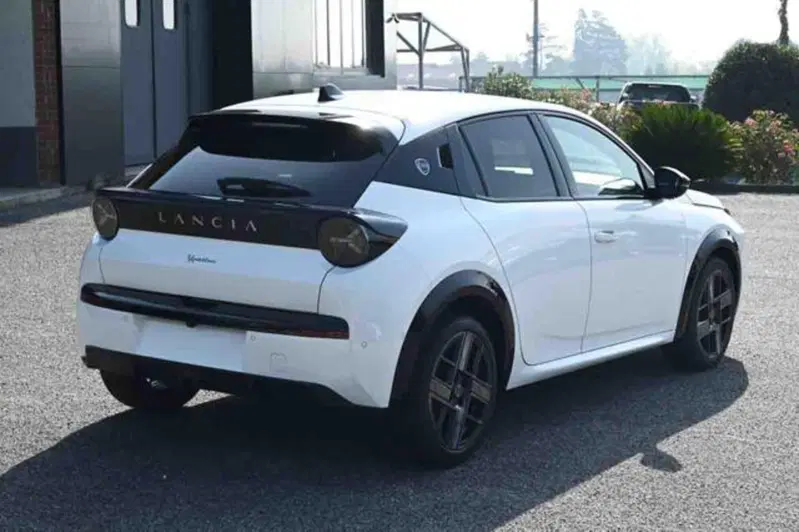 Lancia Ypsilon nuova a Torino (5)