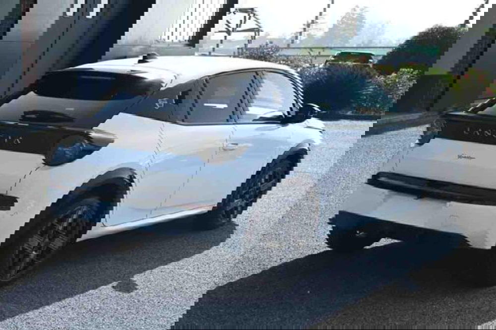 Lancia Ypsilon nuova a Torino (5)