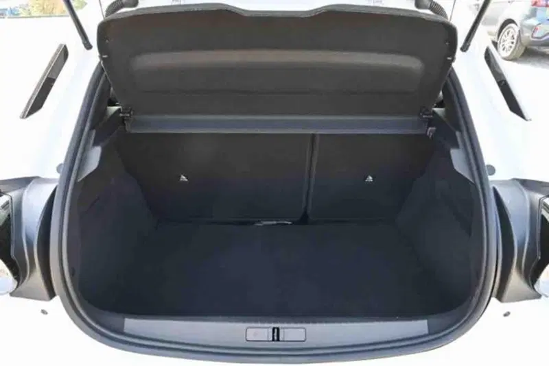 Lancia Ypsilon nuova a Torino (9)