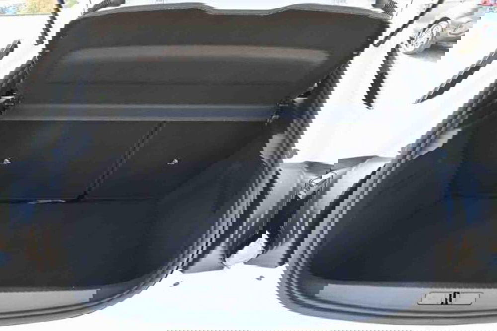 Lancia Ypsilon nuova a Torino (9)