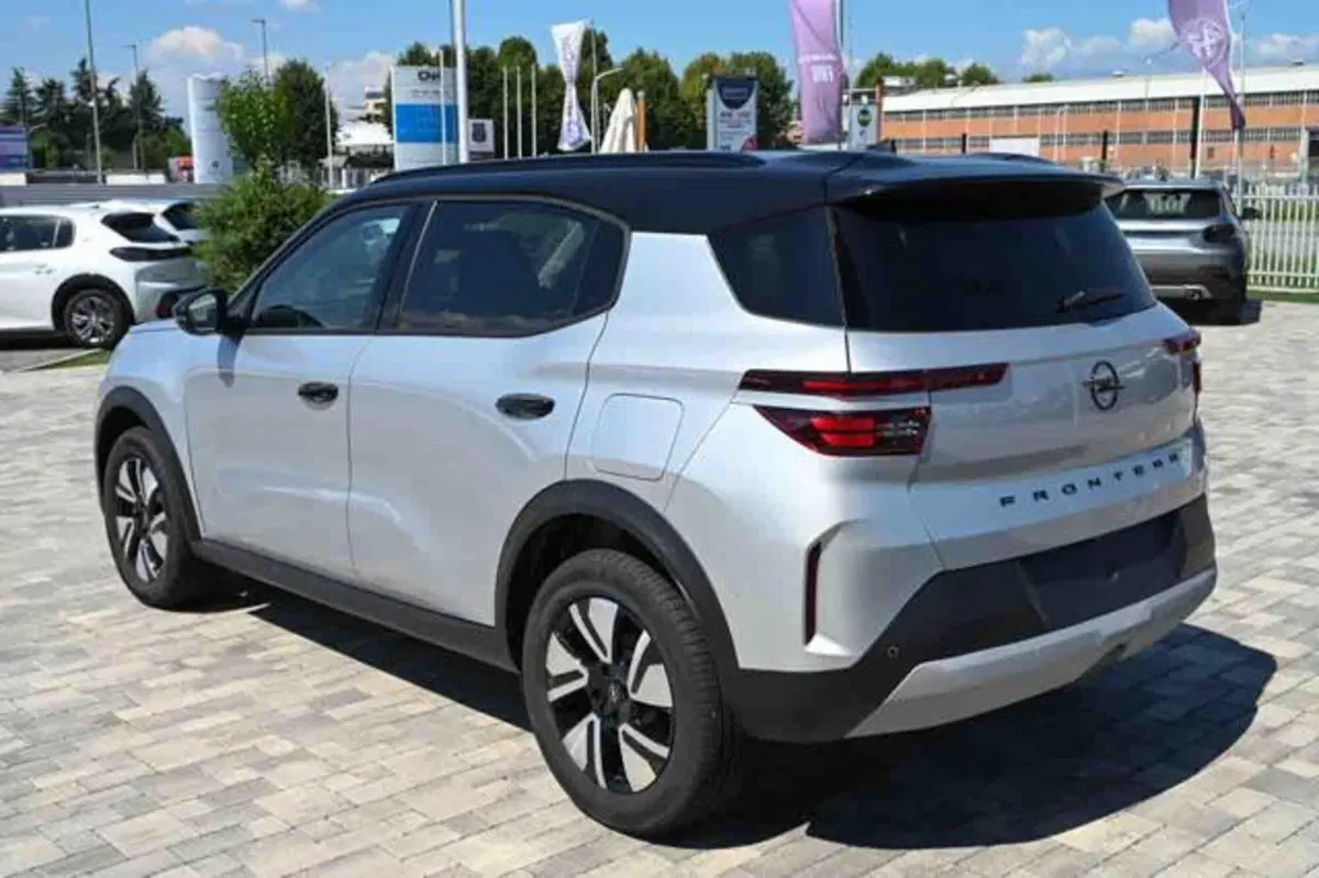 Opel Frontera nuova a Torino (4)