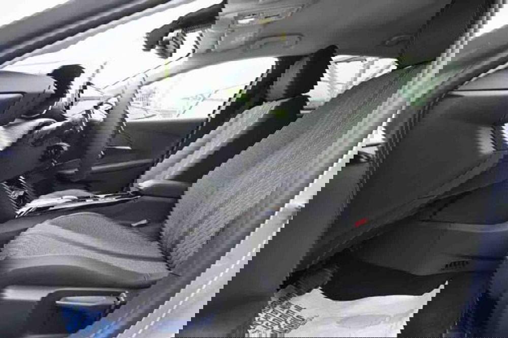 Peugeot 208 nuova a Torino (12)