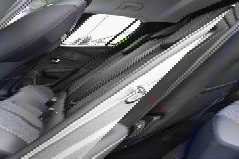 Peugeot 208 nuova a Torino (14)