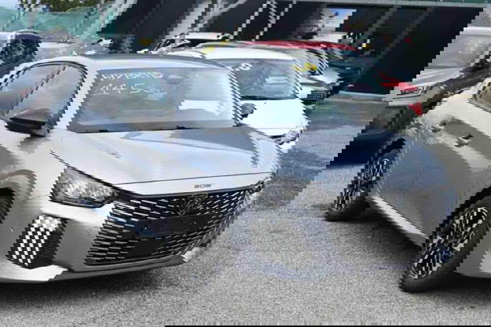 Peugeot 208 nuova a Torino (3)