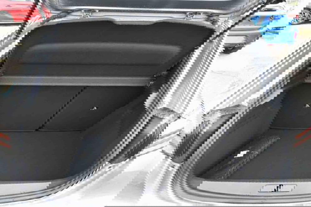 Peugeot 208 nuova a Torino (8)