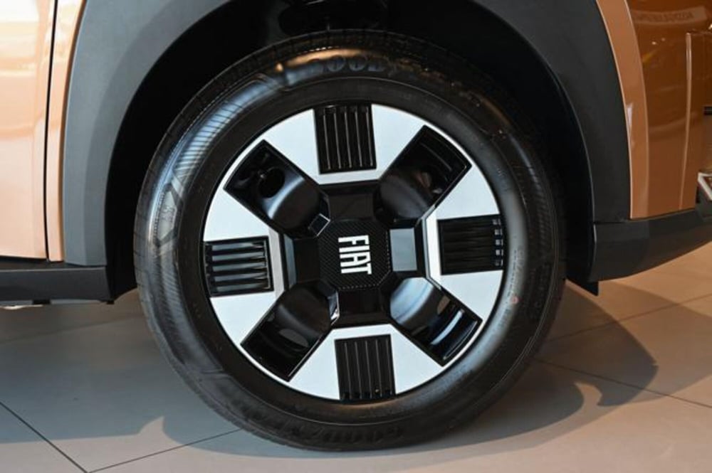 Fiat Grande Panda nuova a Torino (8)