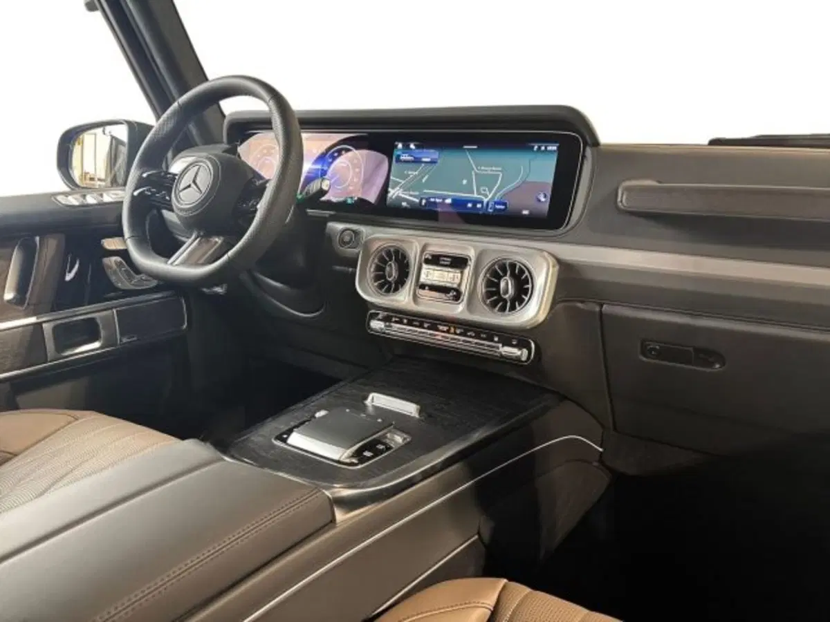 Mercedes-Benz Classe G nuova a Bologna (15)