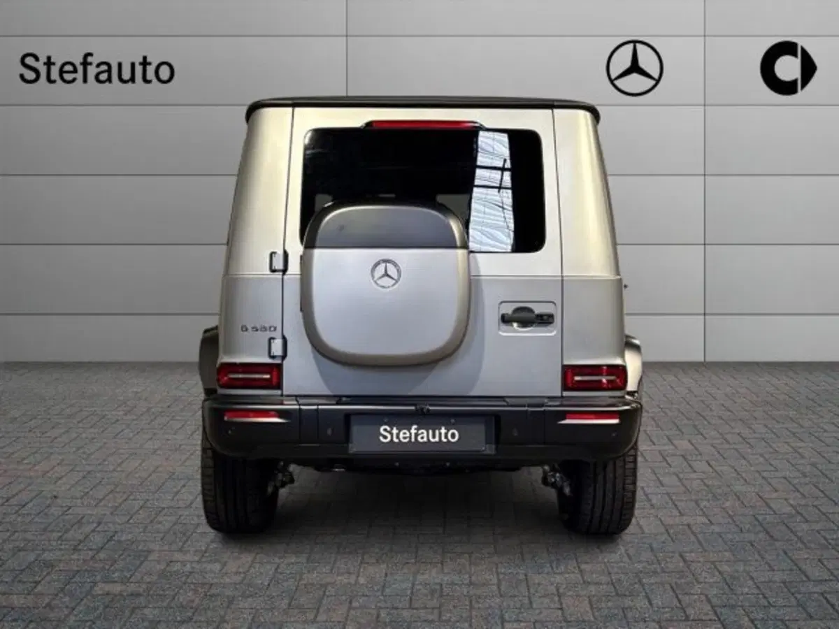 Mercedes-Benz Classe G nuova a Bologna (6)