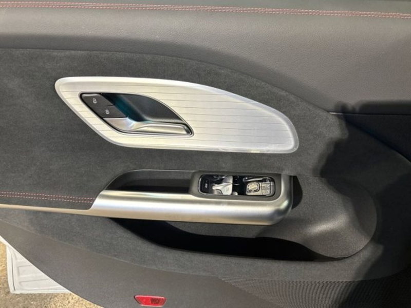 Mercedes-Benz CLA Shooting Brake nuova a Bologna (4)