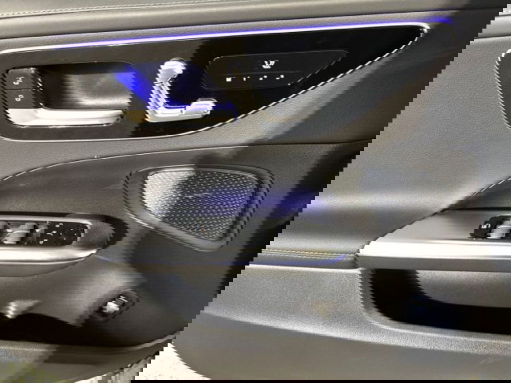 Mercedes-Benz Classe C nuova a Bologna (10)