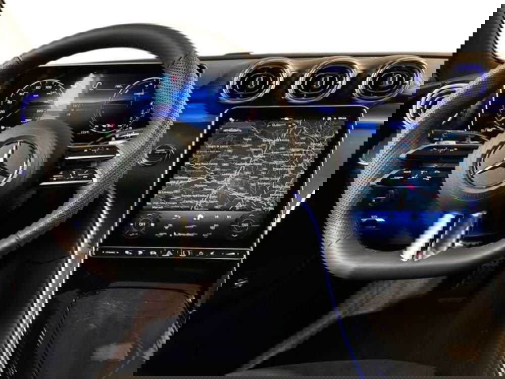 Mercedes-Benz Classe C nuova a Bologna (14)