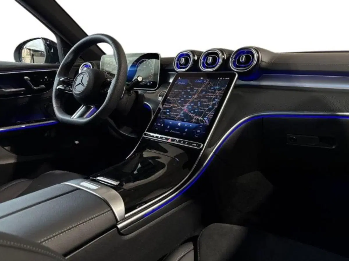 Mercedes-Benz Classe C nuova a Bologna (15)