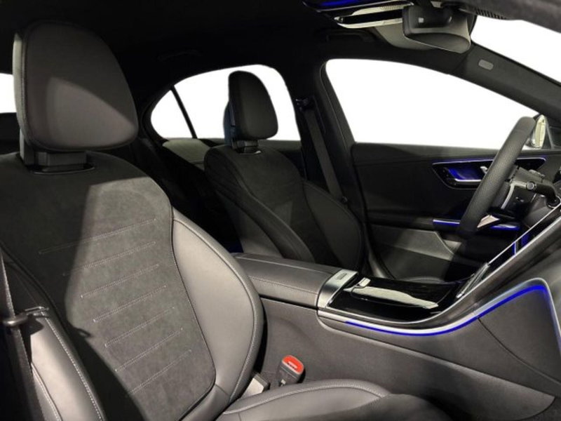 Mercedes-Benz Classe C nuova a Bologna (16)