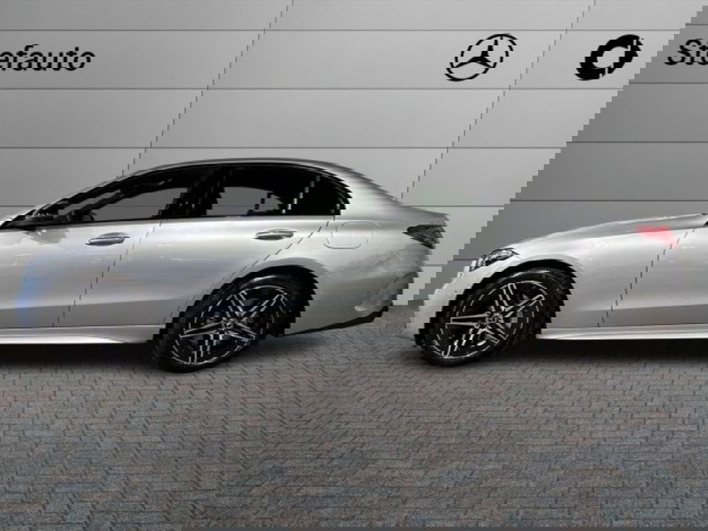 Mercedes-Benz Classe C nuova a Bologna (3)