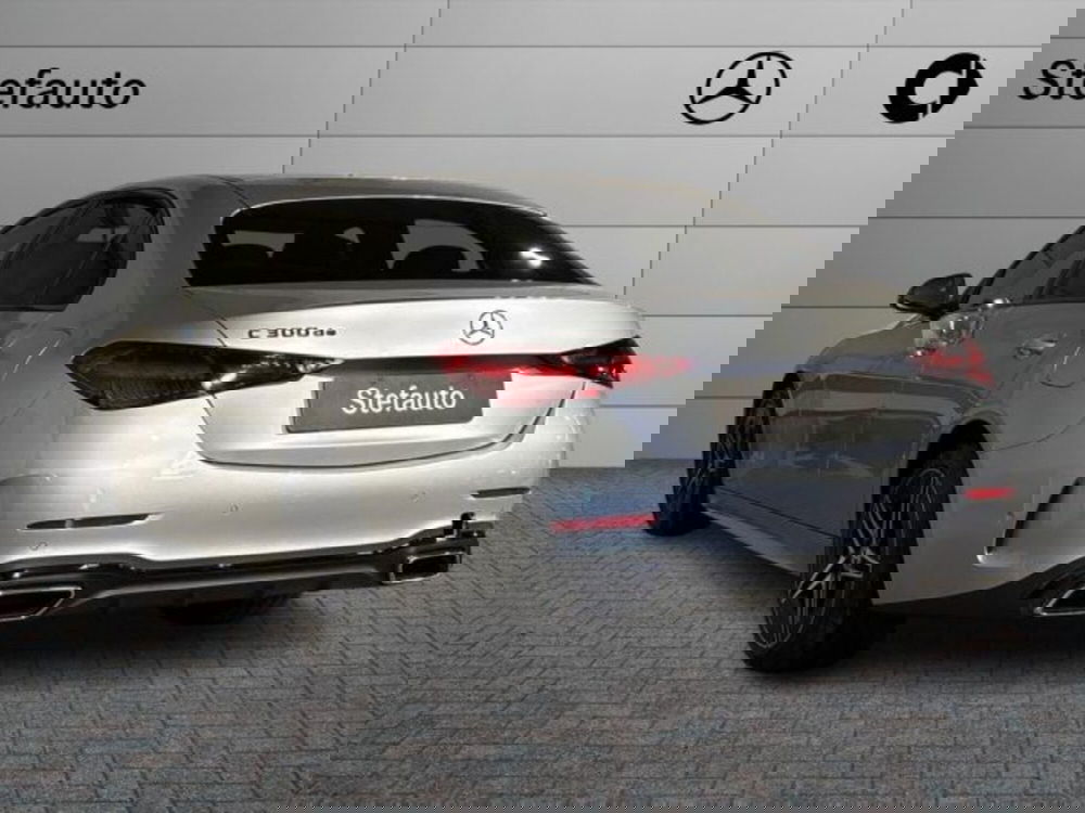 Mercedes-Benz Classe C nuova a Bologna (5)