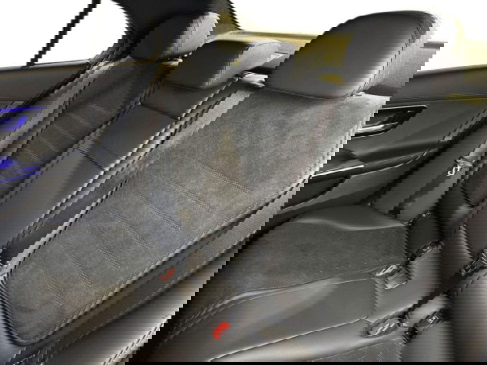 Mercedes-Benz Classe C nuova a Bologna (9)