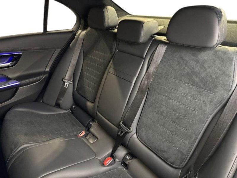 Mercedes-Benz Classe C nuova a Bologna (9)