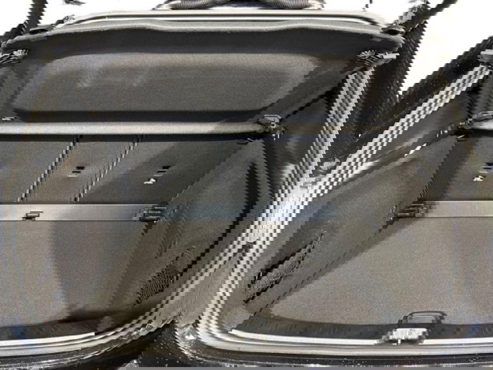 Mercedes-Benz GLA SUV nuova a Bologna (7)