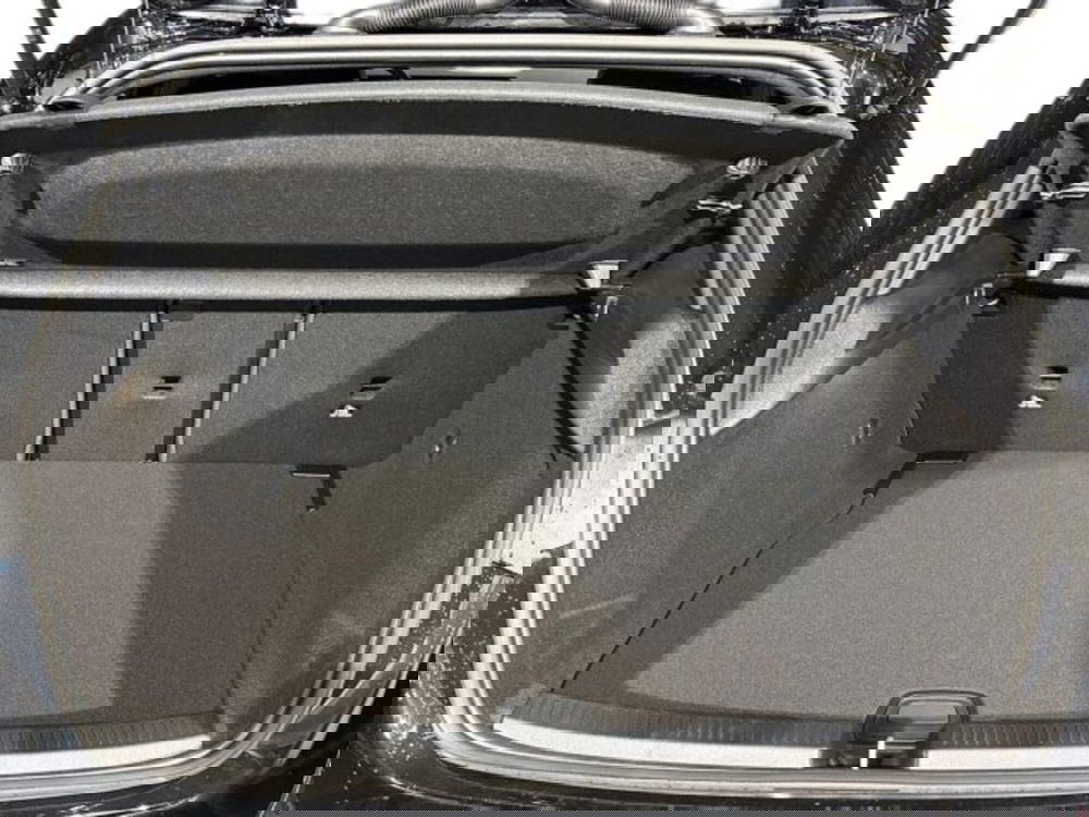 Mercedes-Benz Classe A nuova a Bologna (7)