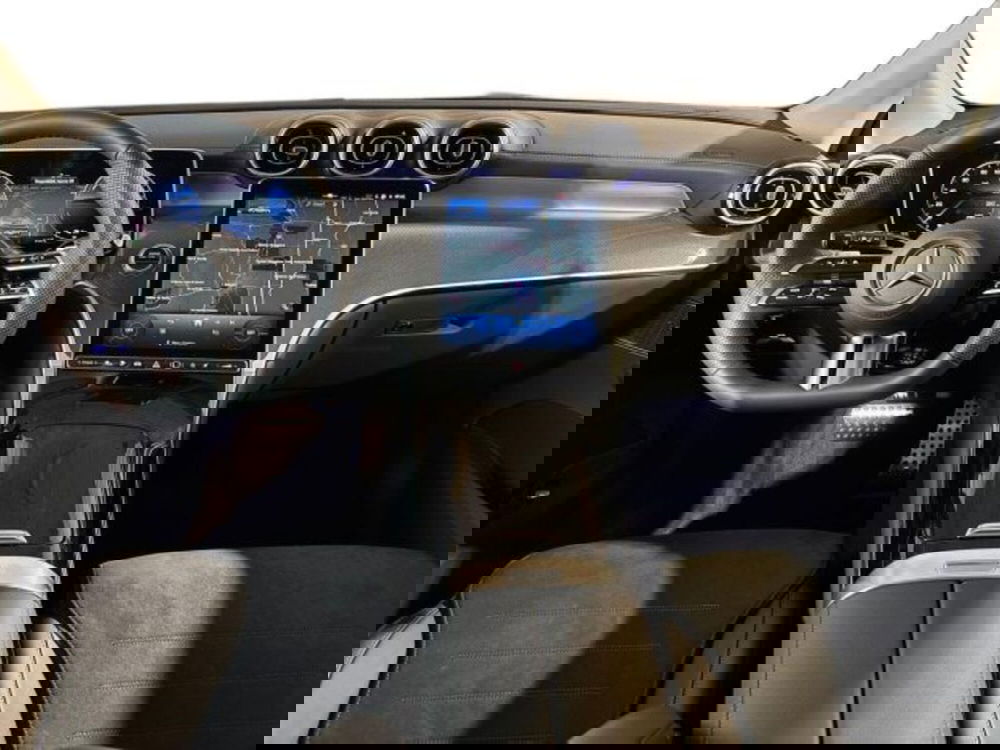 Mercedes-Benz GLC nuova a Bologna (13)