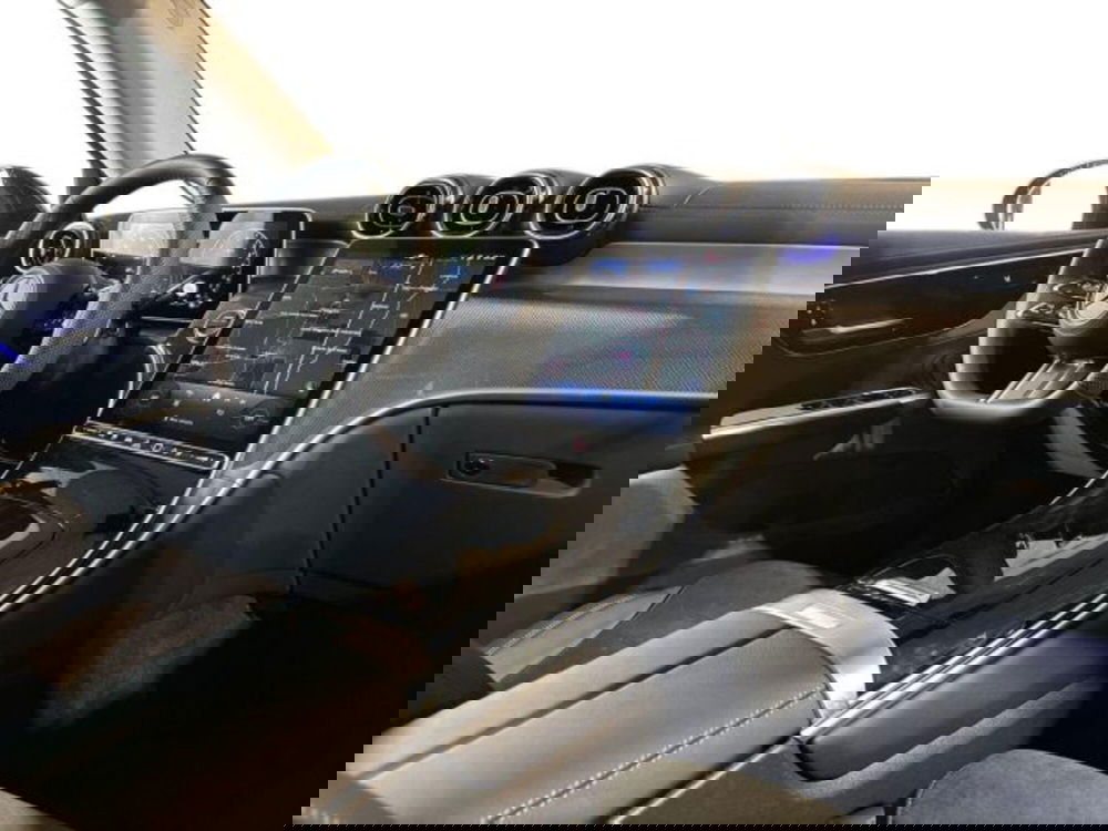 Mercedes-Benz GLC nuova a Bologna (15)