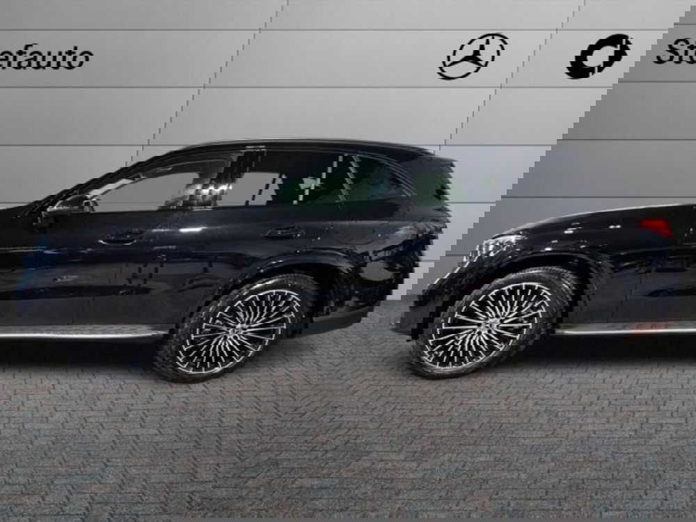 Mercedes-Benz GLC nuova a Bologna (3)