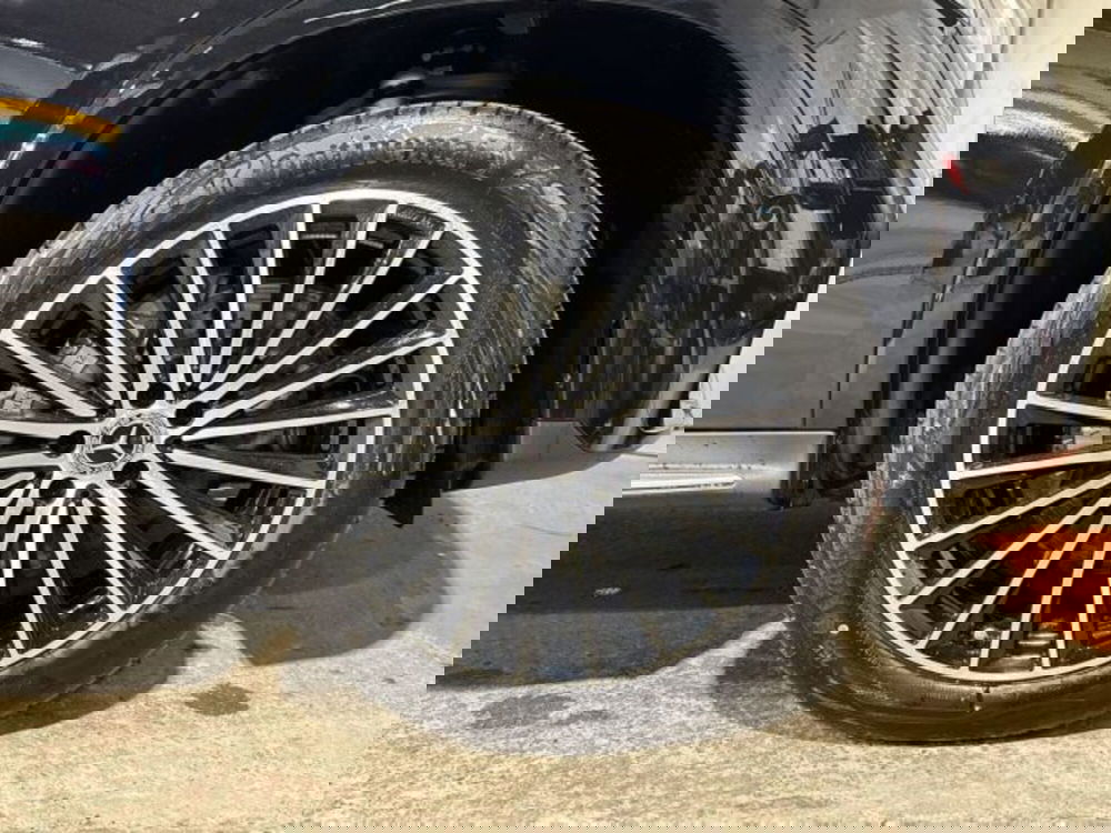 Mercedes-Benz GLC nuova a Bologna (8)