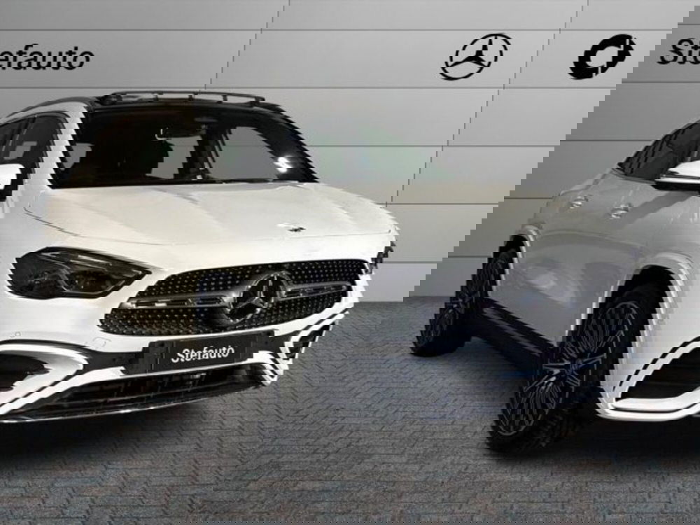 Mercedes-Benz GLA SUV nuova a Bologna