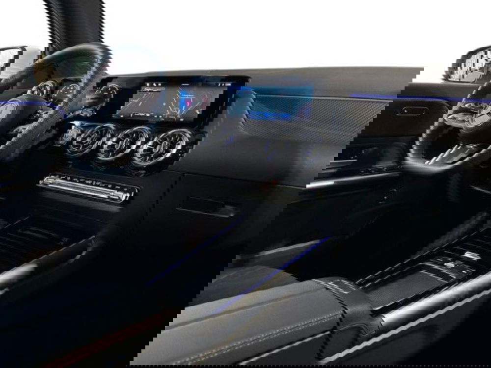 Mercedes-Benz GLA SUV nuova a Bologna (15)