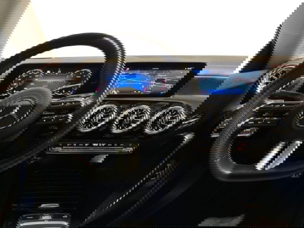 Mercedes-Benz CLA usata a Bologna (11)