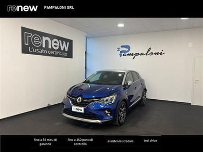 Renault Captur Plug-in Hybrid E-Tech 160 CV Intens del 2020 usata a Siena
