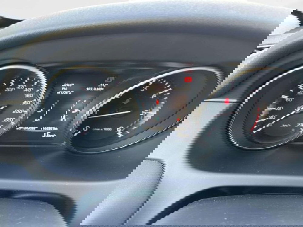 Land Rover Discovery Sport usata a Siena (17)