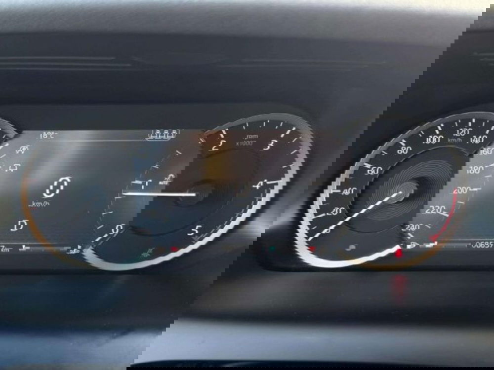 Land Rover Discovery Sport usata a Siena (14)