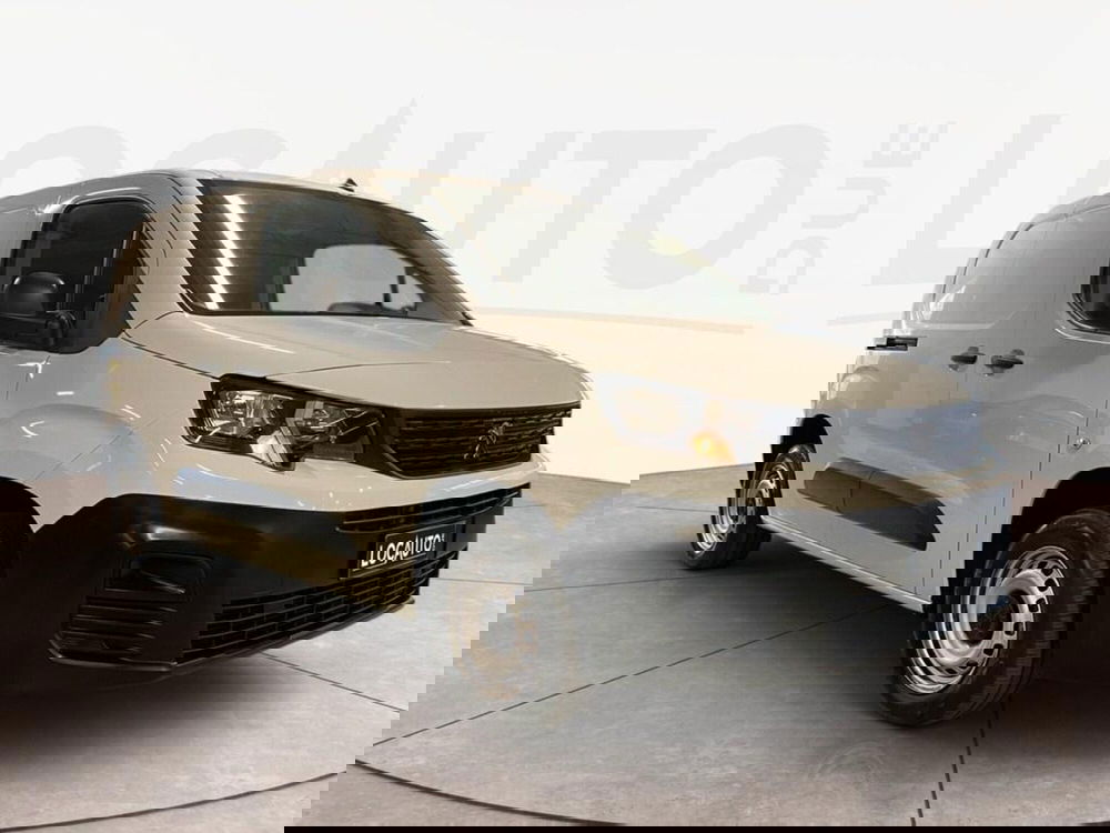 Peugeot Partner Furgone usata a Torino (3)