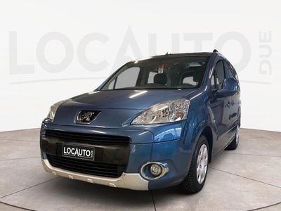 Peugeot Partner 1.6 VTi 120CV Outdoor del 2010 usata a Torino
