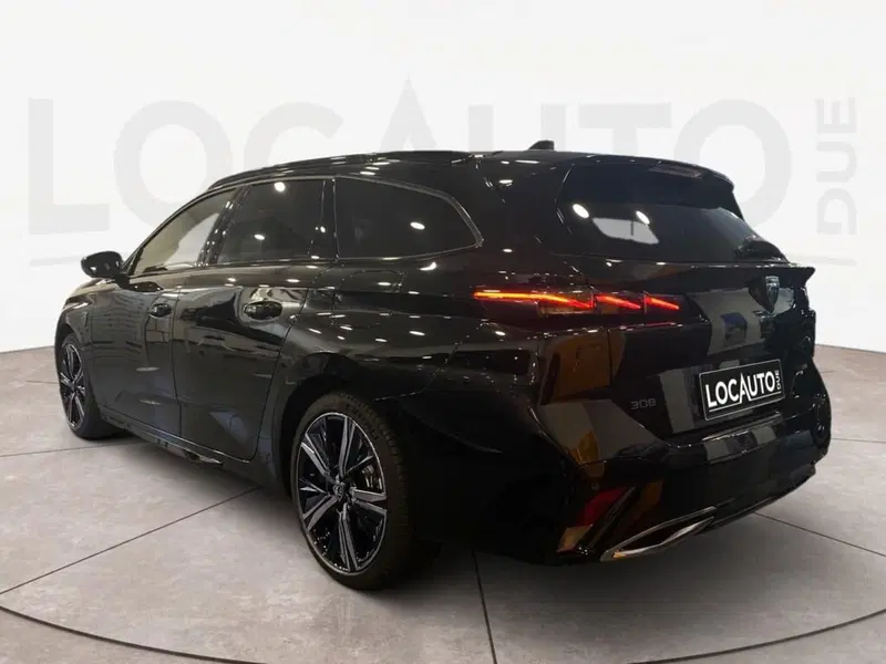 Peugeot 308 SW nuova a Torino (5)