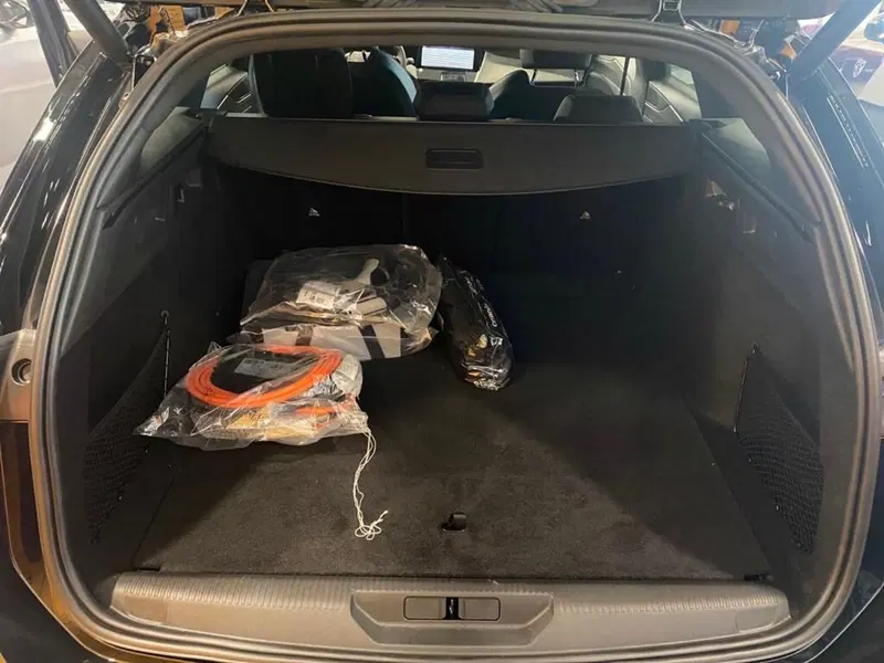 Peugeot 308 SW nuova a Torino (9)