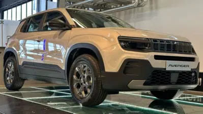 Jeep Avenger 1.2 turbo Summit fwd 100cv nuova a Reggio nell'Emilia
